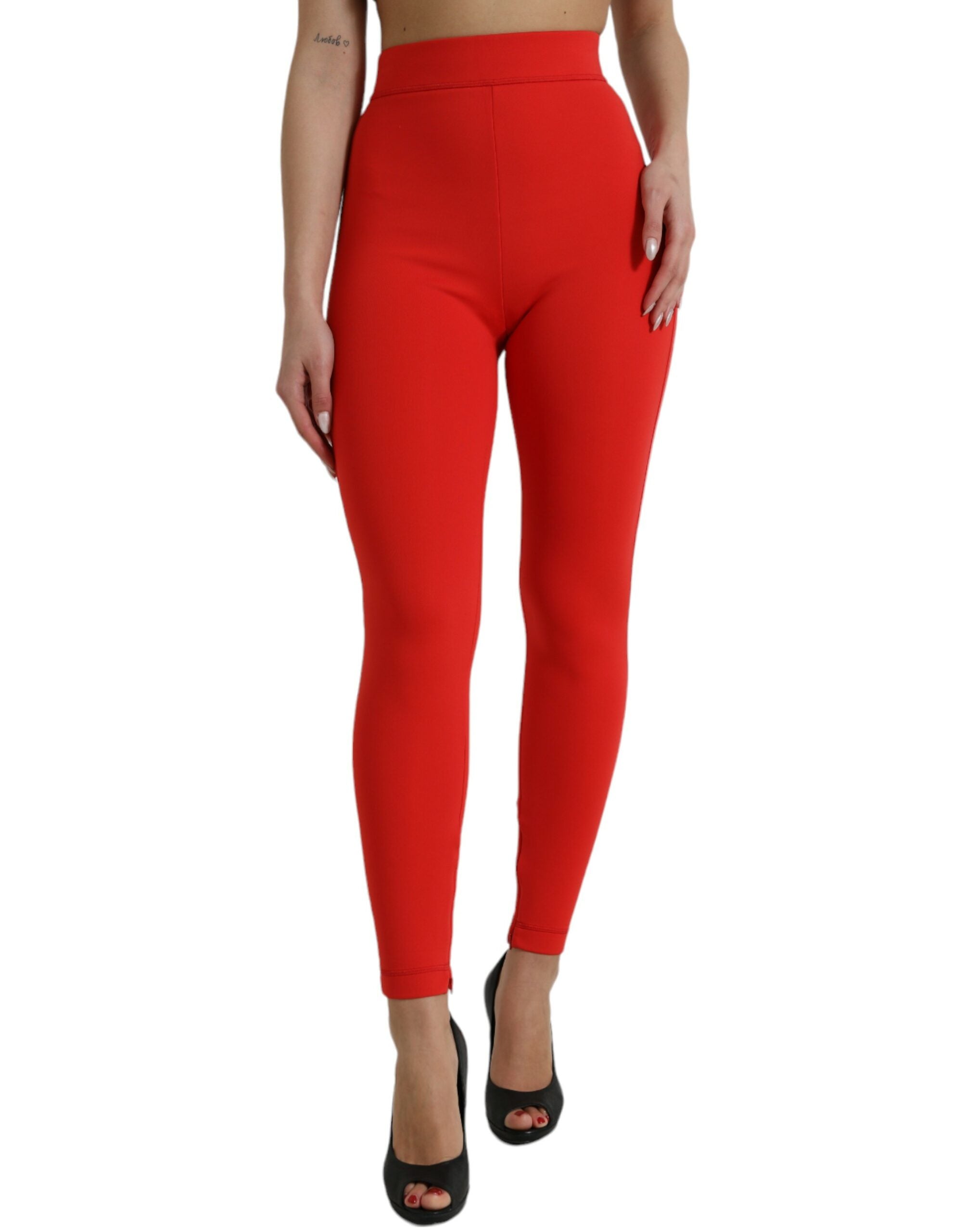 Leggings slim en nylon rouge de Dolce & Gabbana, style stretch et ajusté, vue de face.
