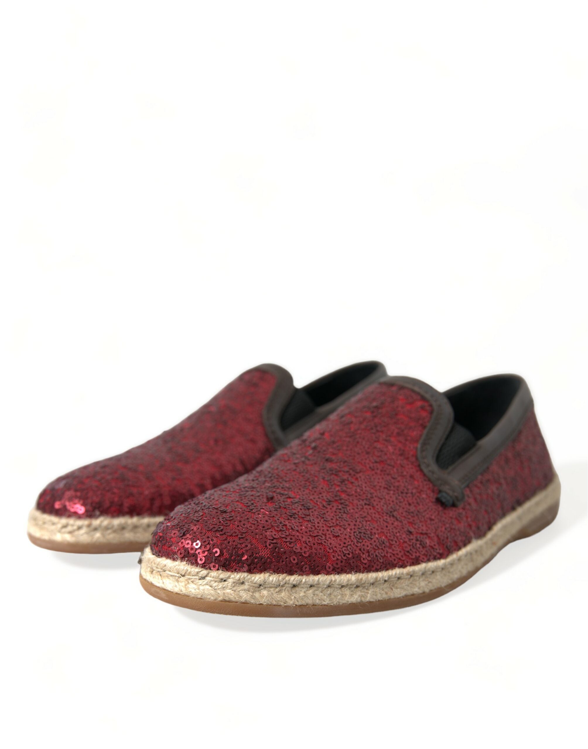 Mocassins hommes Dolce & Gabbana rouges à sequins, chaussures élégantes avec détails brillants, style sophistiqué et tendance.