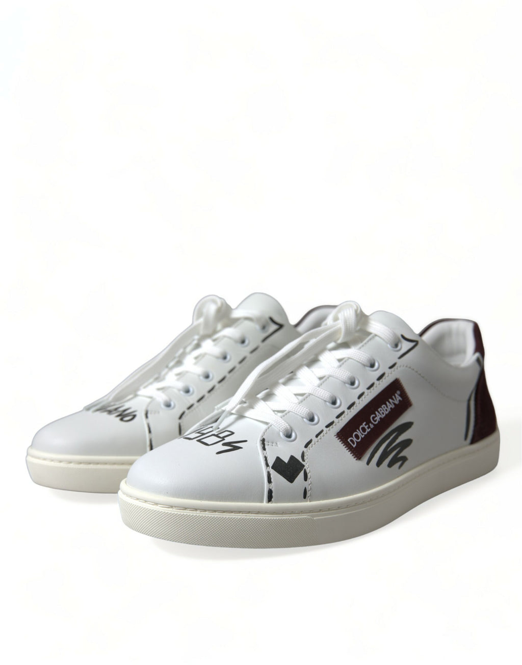 Chaussures basses blanches Dolce & Gabbana Bordeaux en cuir avec logo, sneakers élégants et confortables.