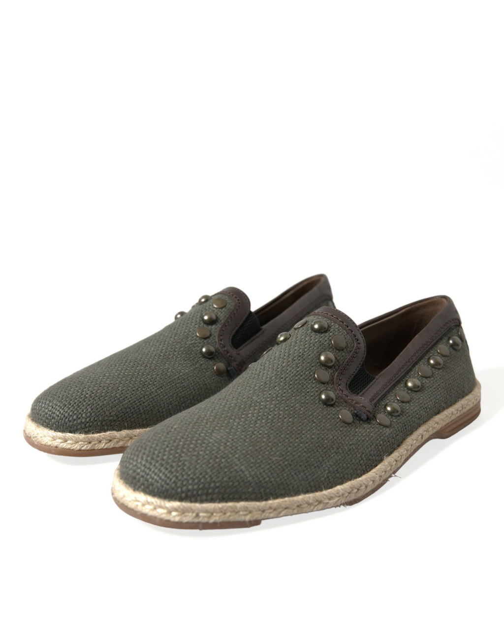 Chaussures mocassins en lin gris avec détails en cuir et clous Dolce & Gabbana, vue de face.