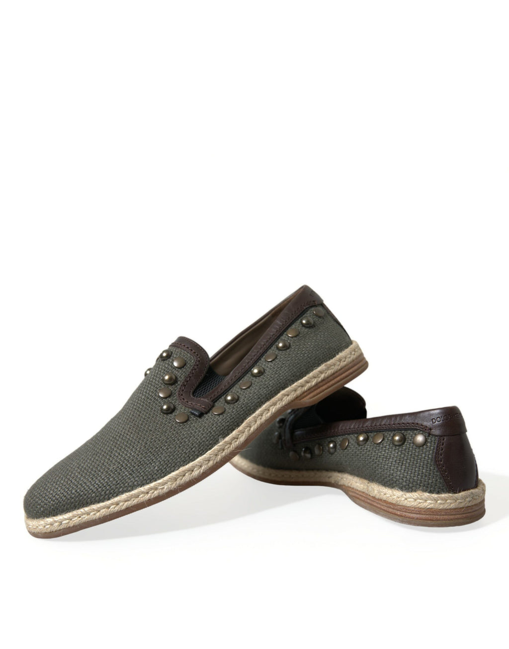 Chaussures mocassins en lin gris et cuir Dolce & Gabbana avec studs pour homme, élégantes et modernes.