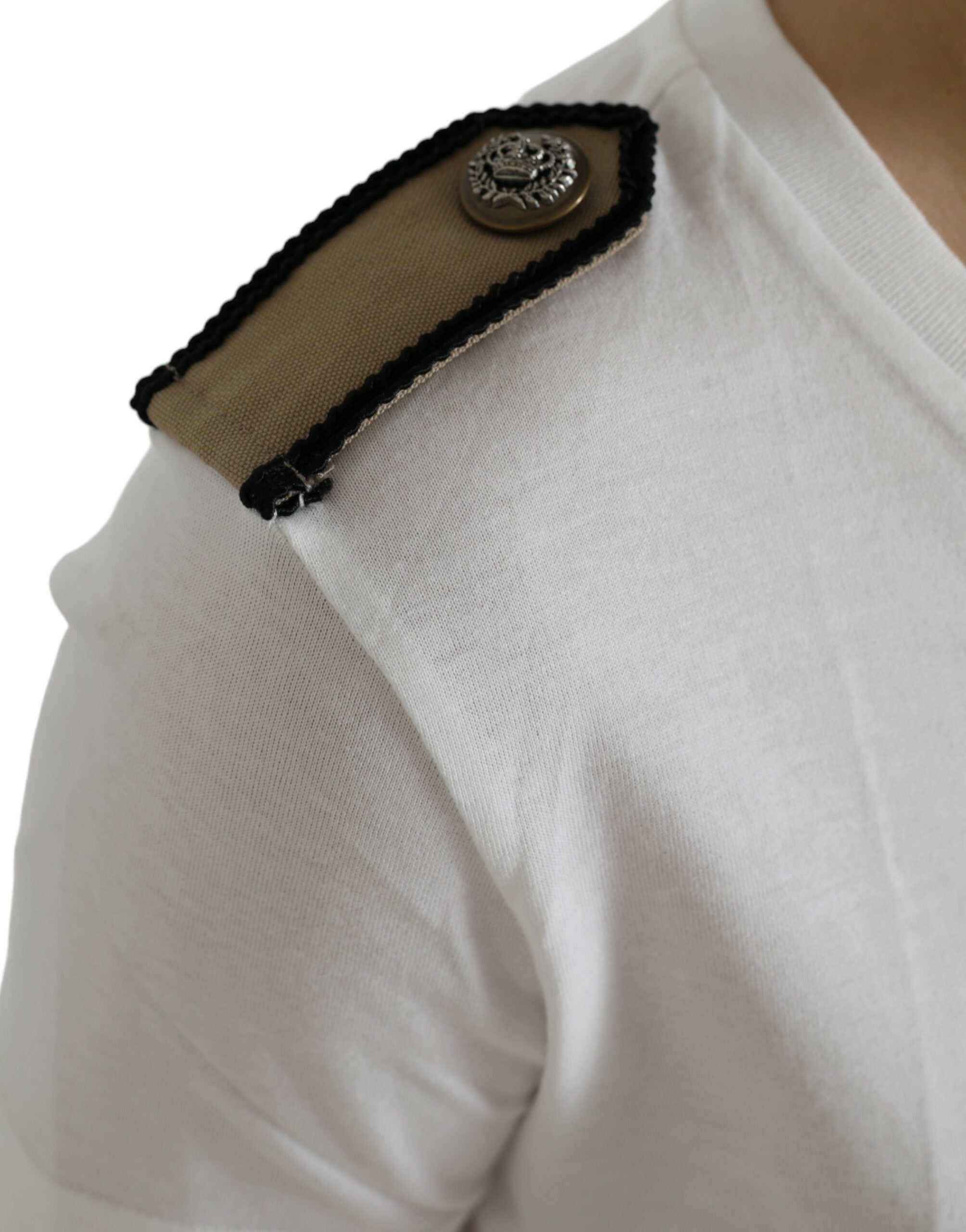 T-shirt en coton blanc et noir avec roses, à col rond, de la marque Dolce & Gabbana, visible sur l'image.