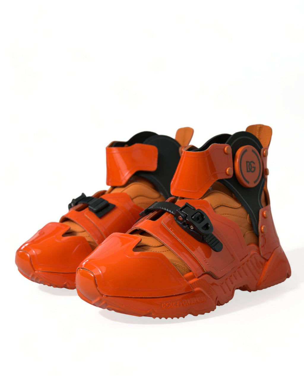 Chaussures à sneakers montants Dolce & Gabbana à plusieurs panneaux orange et colorés, style chunky et tendance.