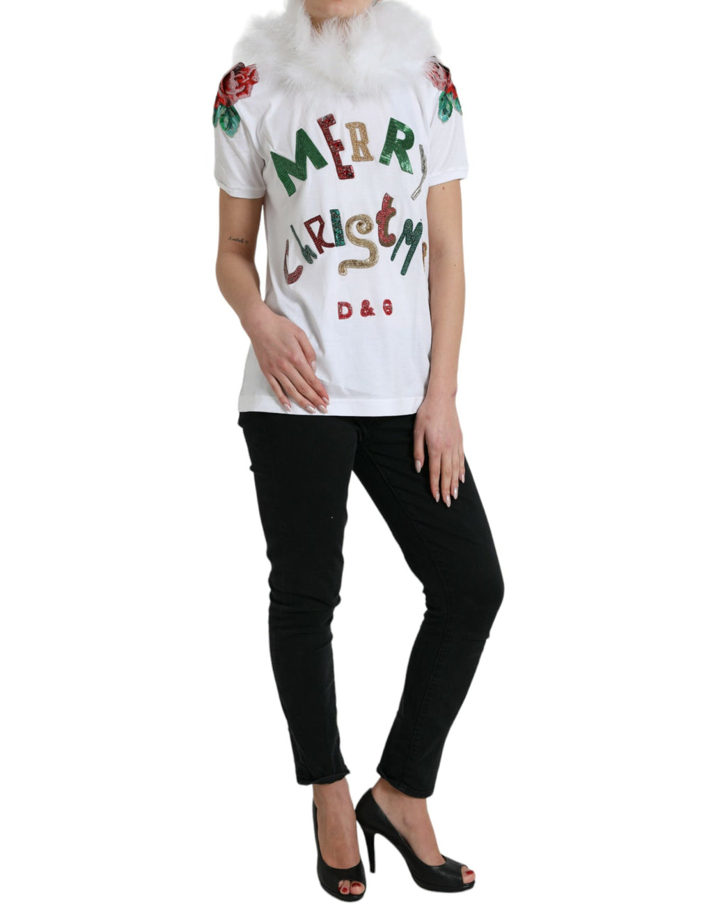 T-shirt blanc en coton Dolce & Gabbana avec sequins de Noël et détails en fourrure, élégant et festif.