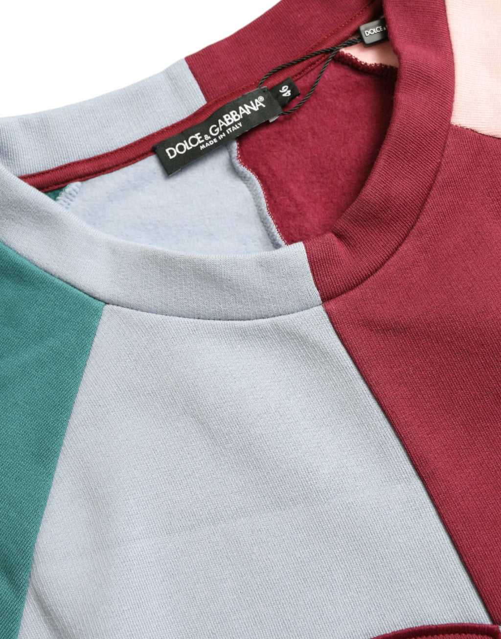 Pull-over Dolce & Gabbana en coton multicolore avec col rond, style élégant et décontracté, image montrant les détails du sweat-shirt.