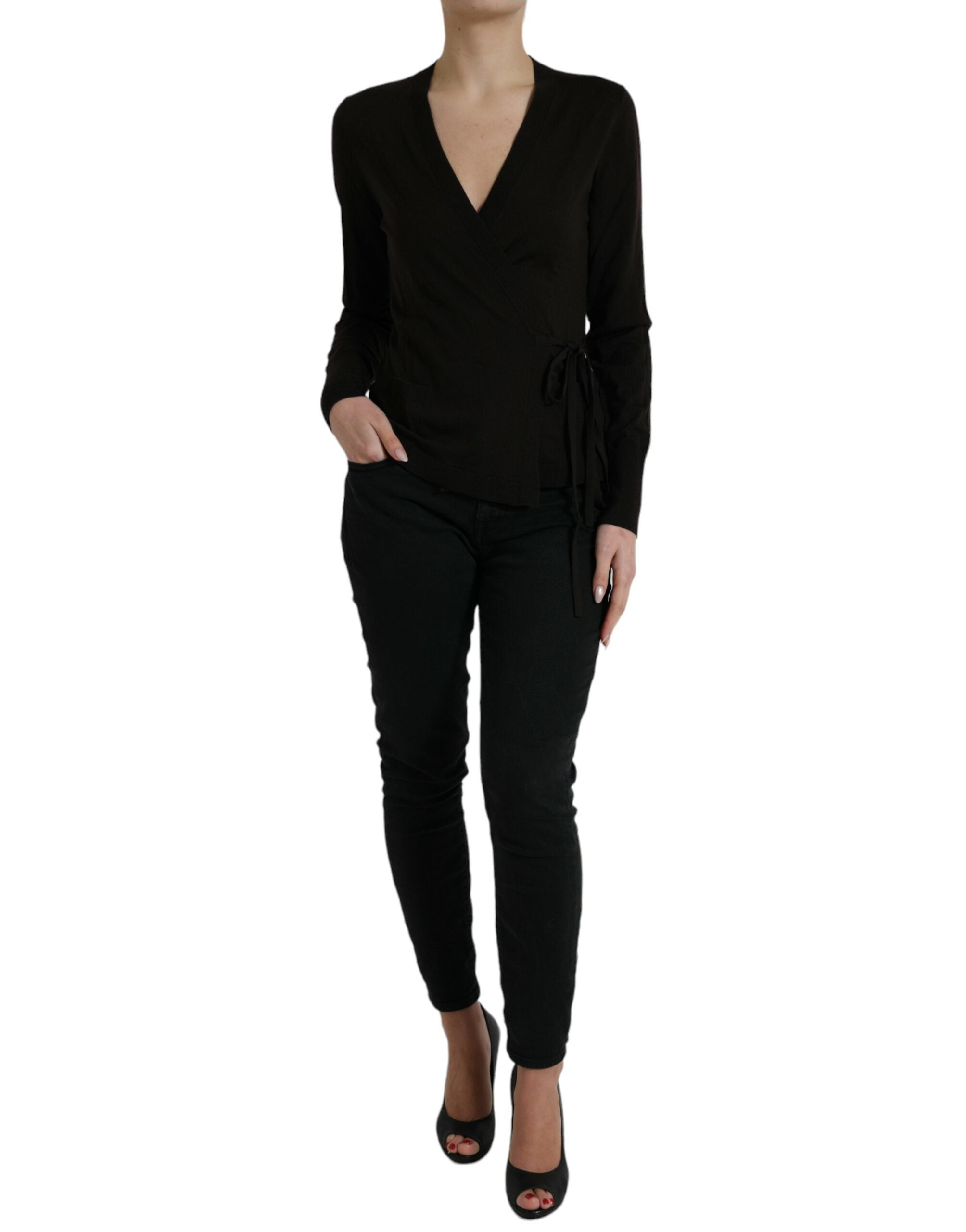 Pull en laine noir Dolce & Gabbana à col en V croisé, cardigan élégant avec détails sophistiqués visible à l'image.