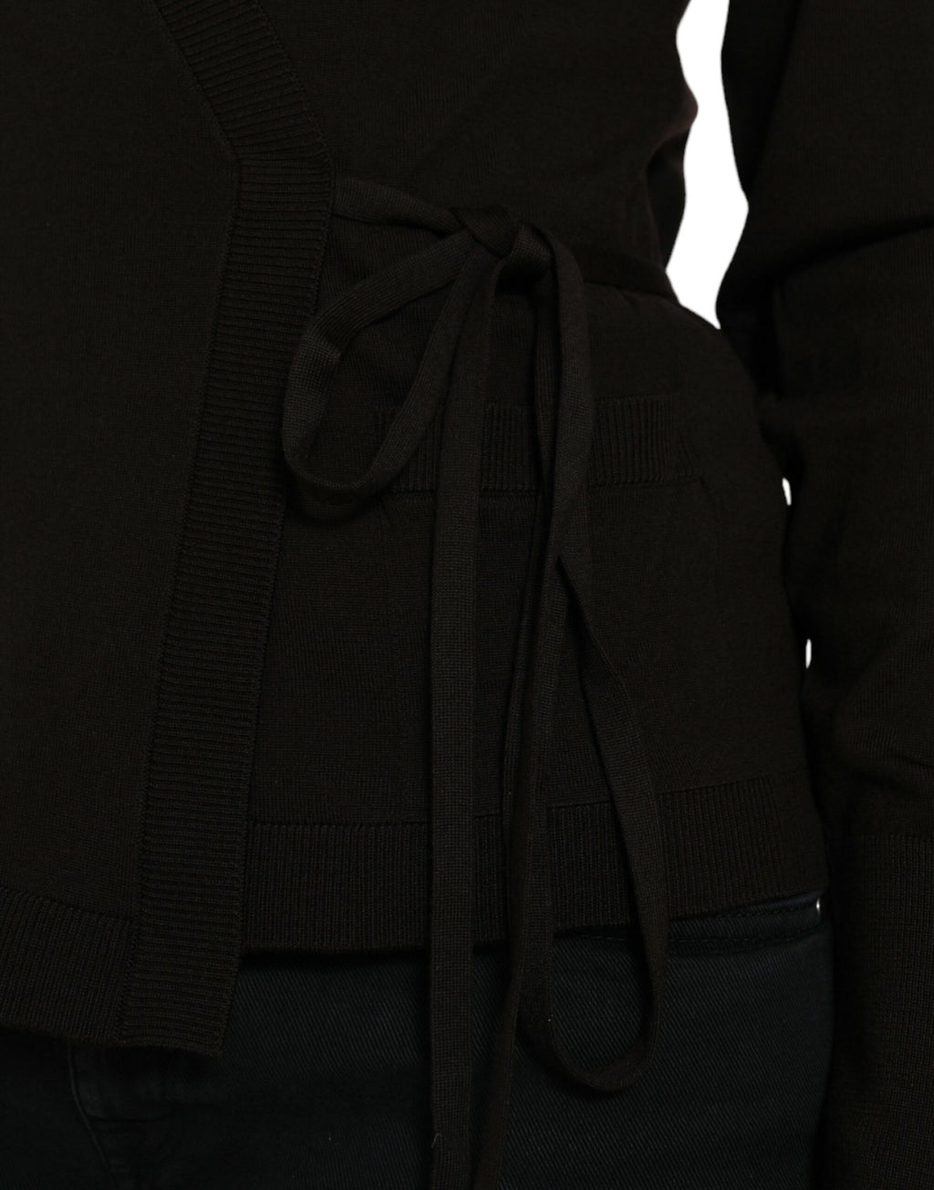 Pull Dolce & Gabbana en laine noire à col en V et motif croisé, cardigan élégant pour homme.
