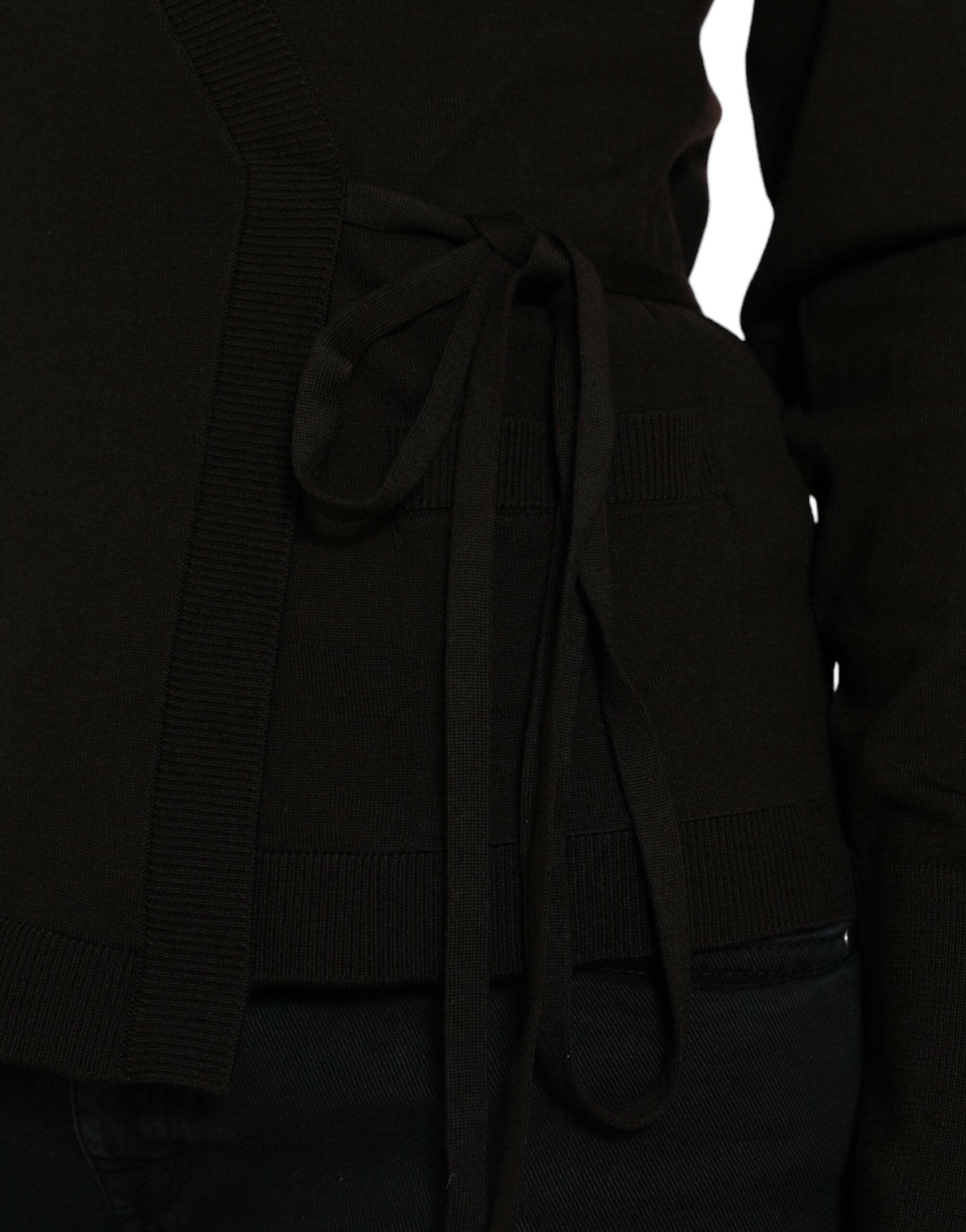 Pull Dolce & Gabbana en laine noire à col en V et motif croisé, cardigan élégant pour homme.