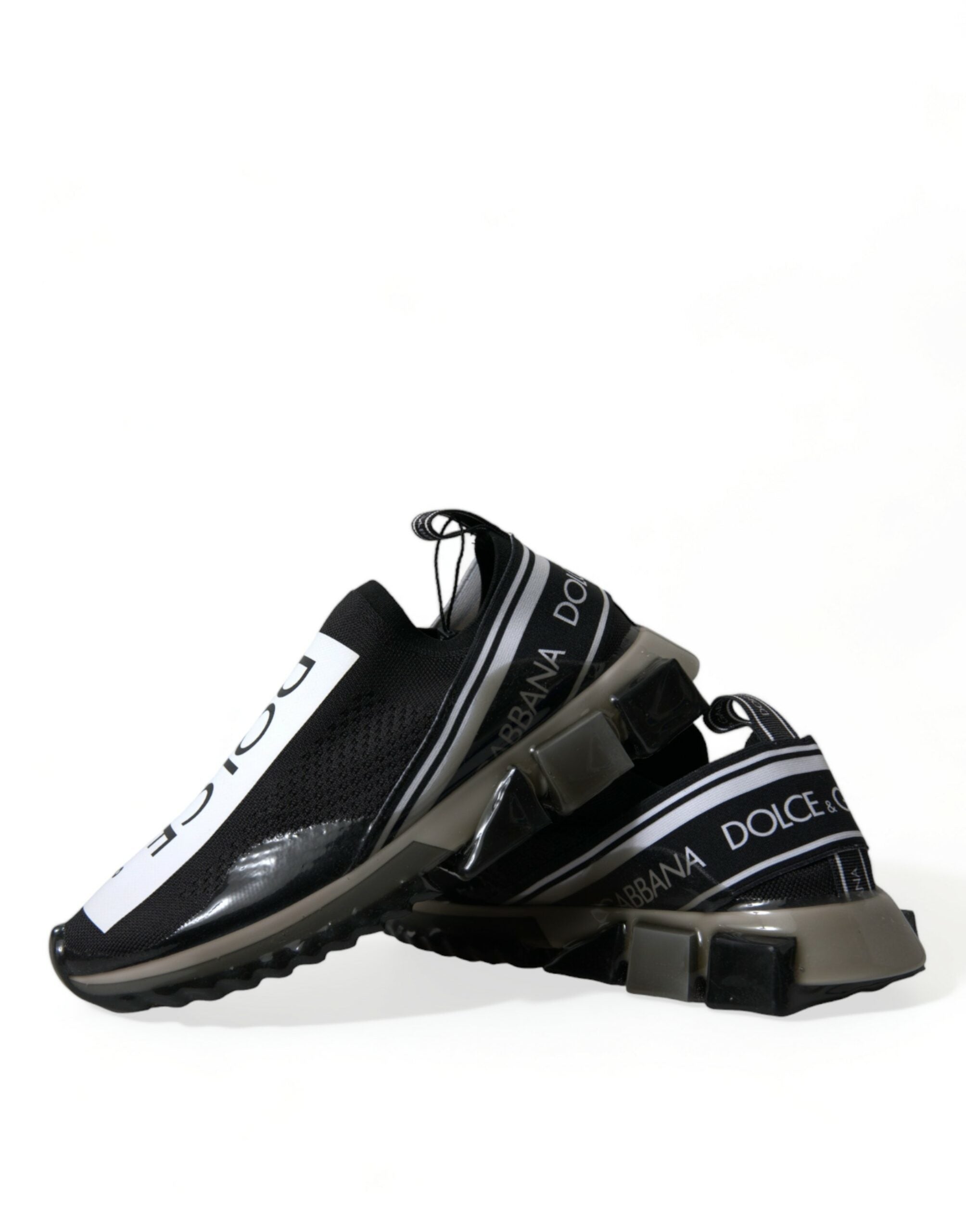 Sneakers noires et blanches Dolce & Gabbana Sorrento à enfiler, chaussures élégantes pour un style décontracté.