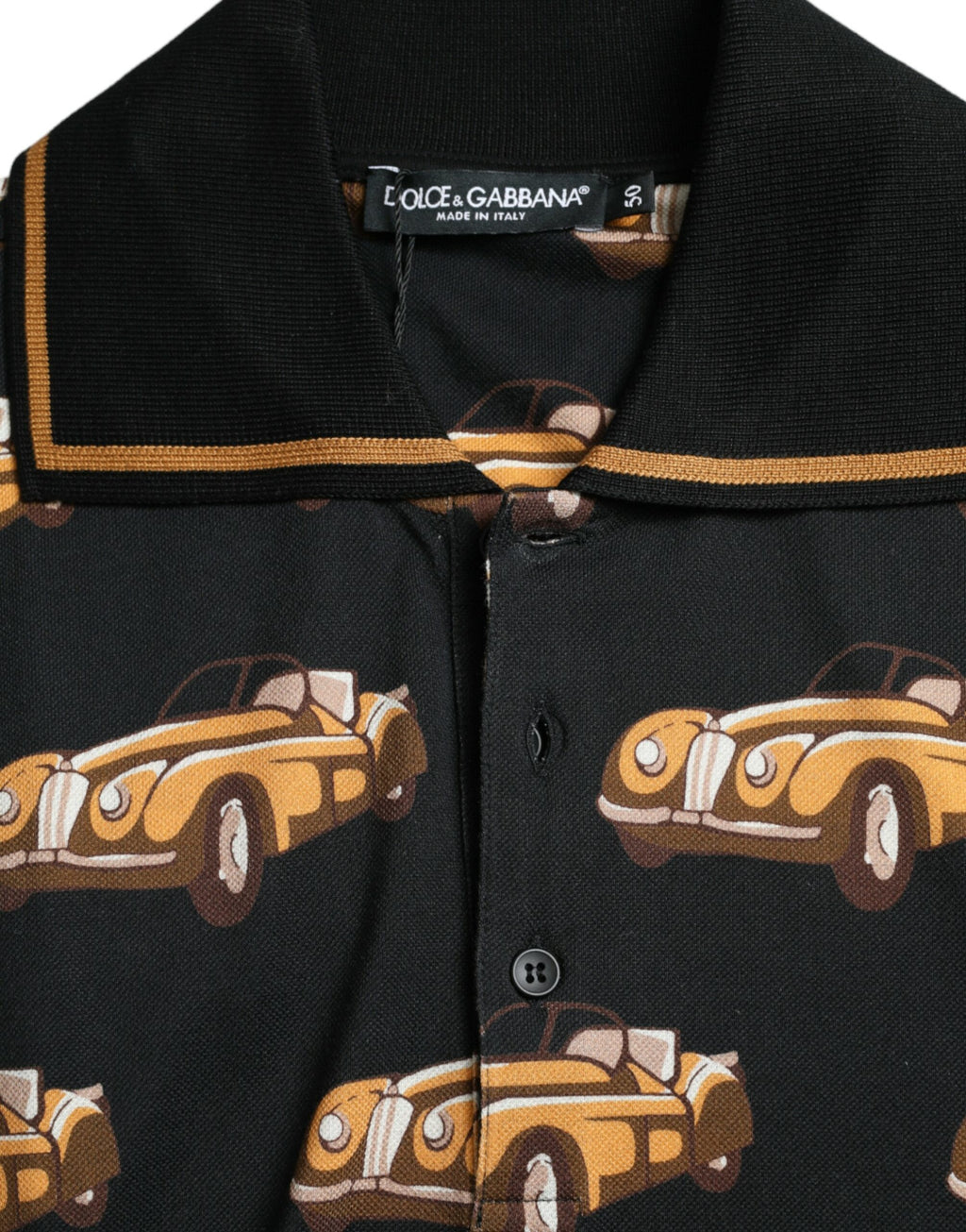 T-shirt polo à manches courtes noir avec motif de voiture Dolce & Gabbana, design élégant et moderne.