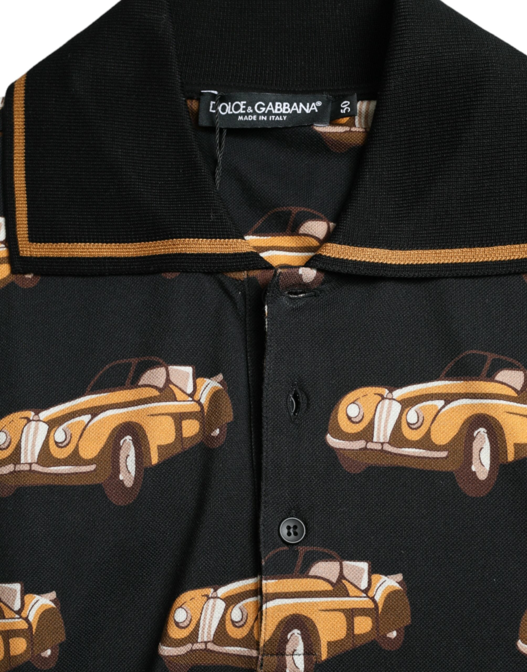 T-shirt polo à manches courtes noir avec motif de voiture Dolce & Gabbana, design élégant et moderne.