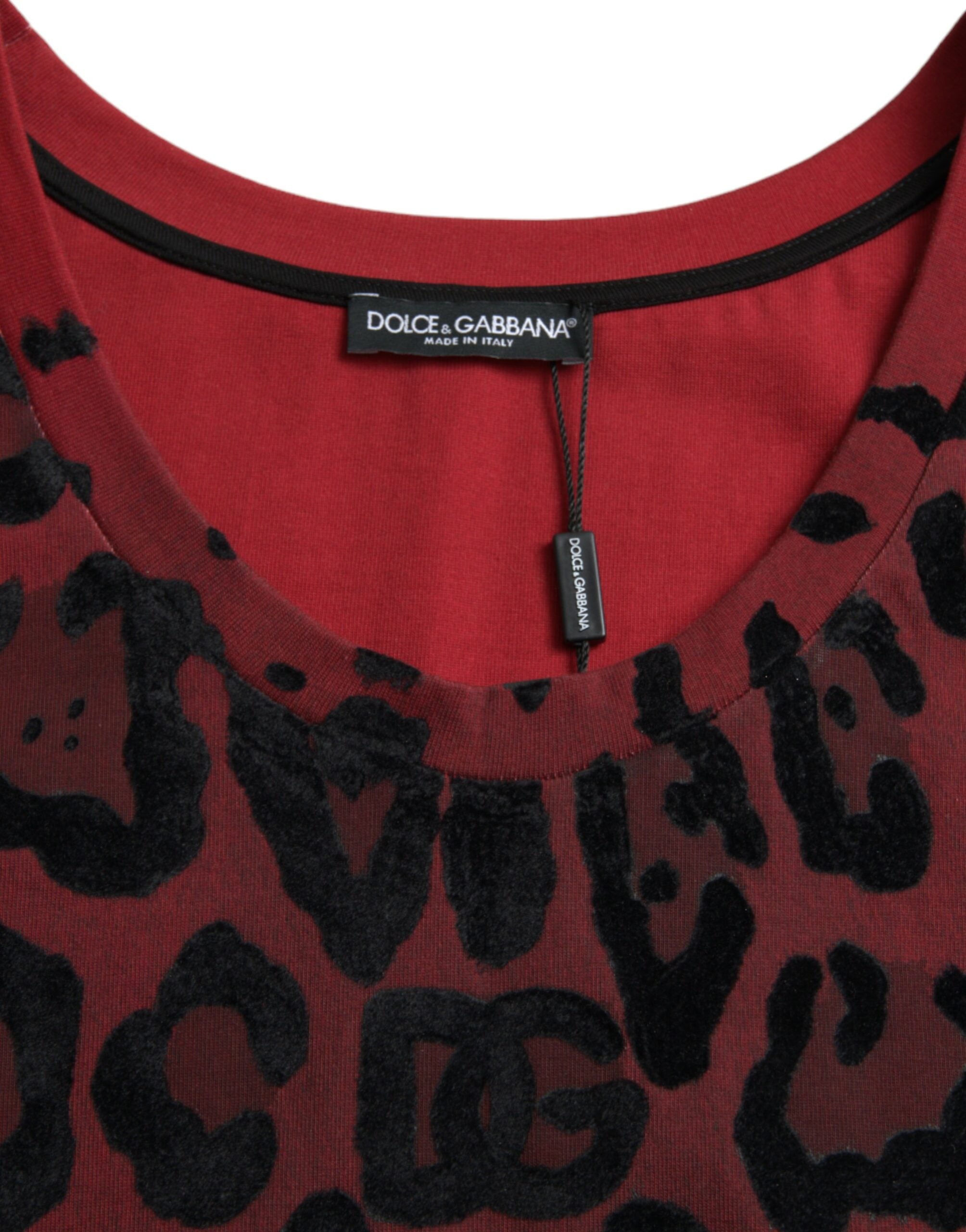 T-shirt sans manches Dolce & Gabbana à motif léopard rouge, style décontracté et tendance.