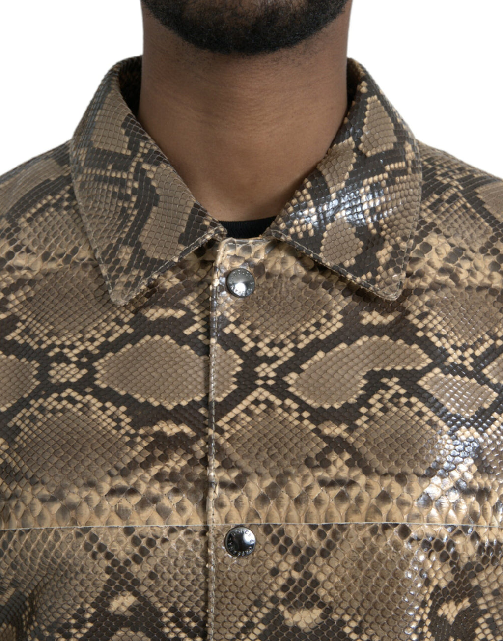 Veste biker en cuir exotique beige de Dolce & Gabbana, style élégant et design sophistiqué avec détails raffinés.