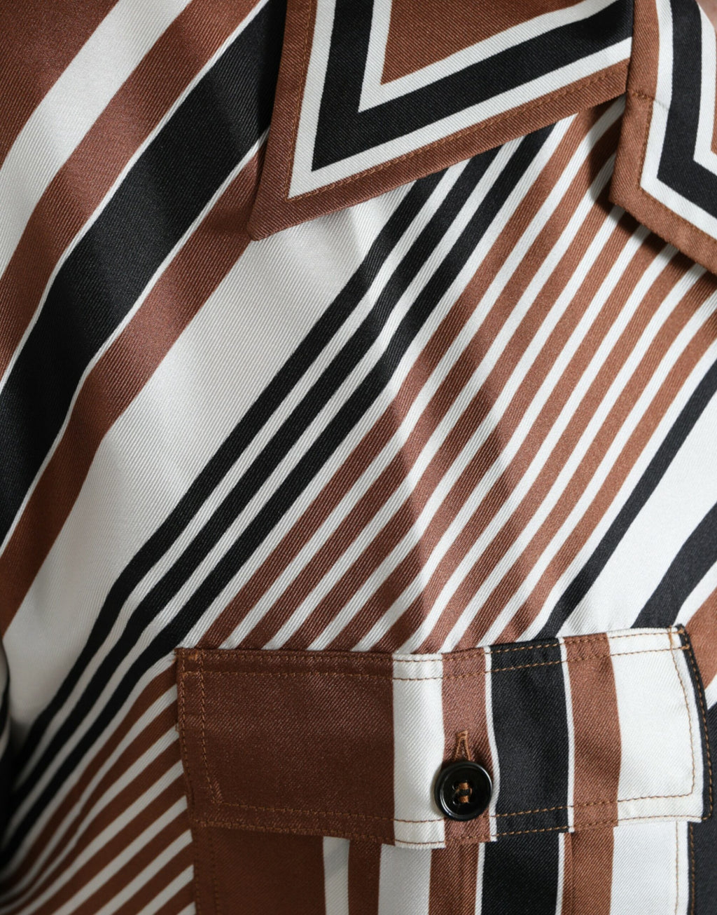 Chemise courte Dolce & Gabbana en soie marron et blanche à rayures avec manches courtes, élégante et sophistiquée.