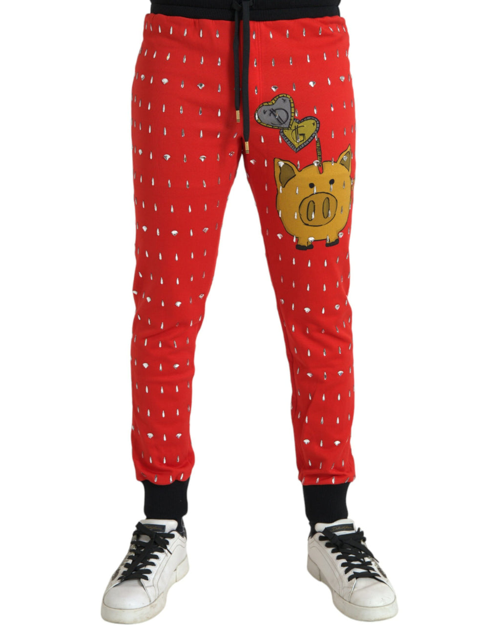Pantalon jogging Dolce & Gabbana rouge année du cochon avec motif imprimé. Vêtements décontractés pour homme ou femme.