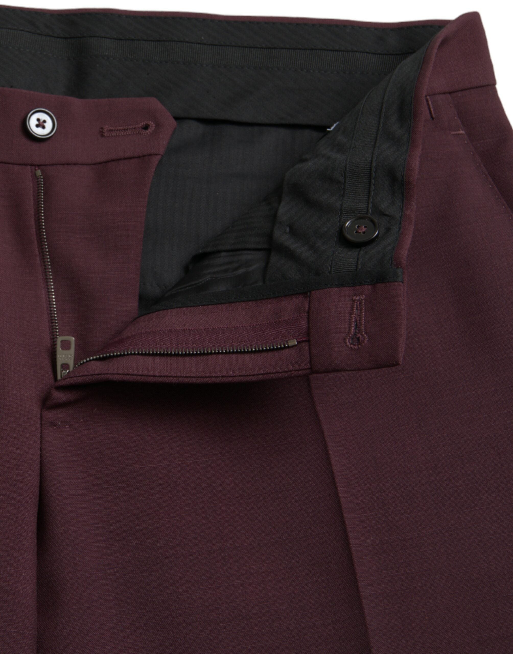 Pantalons habillés en laine marron bordeaux pour homme de coupe ajustée de Dolce & Gabbana, vue détaillée du tissu et de la taille