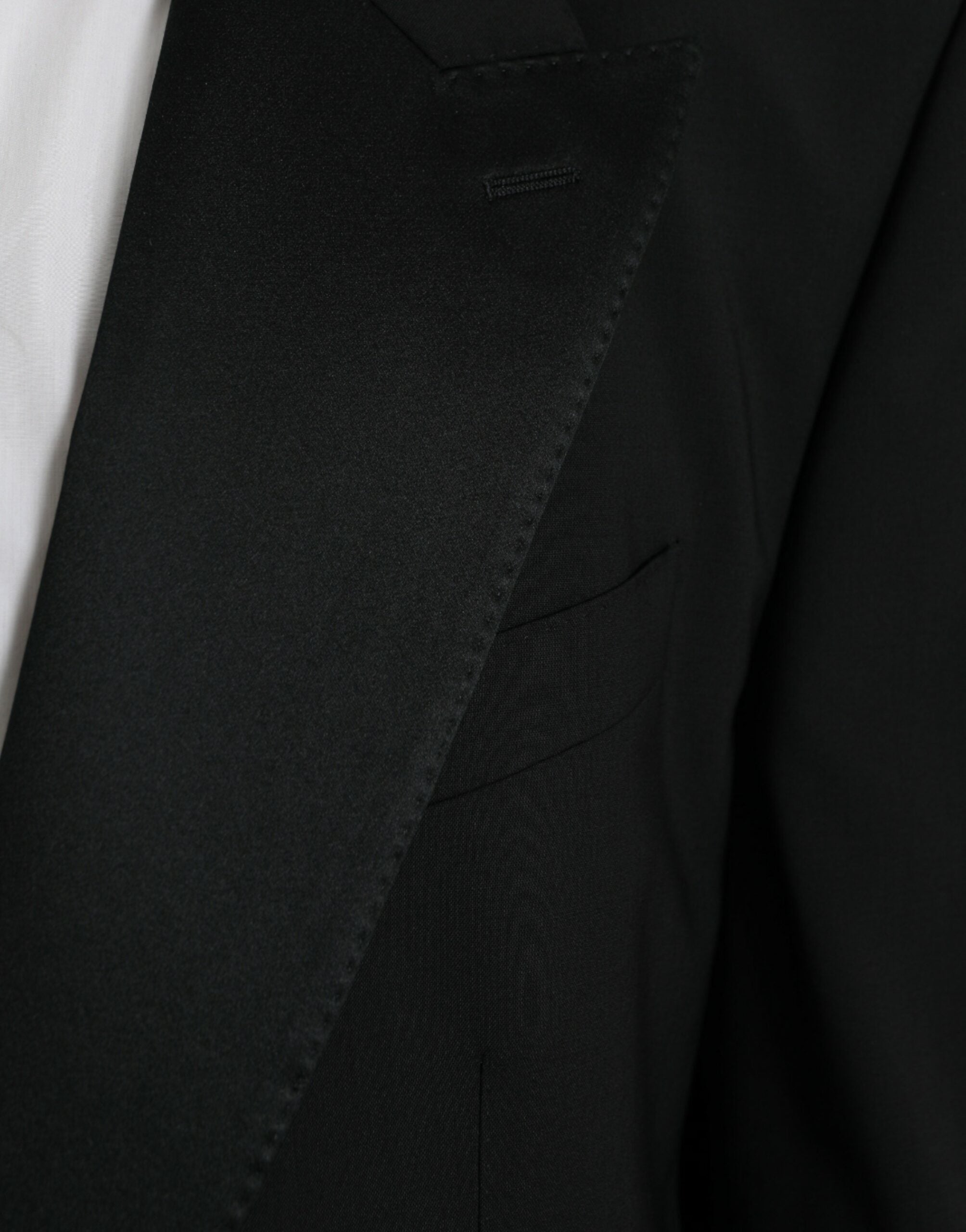 Manteau blazer noir Dolce & Gabbana Sicilia à un seul boutonnage, élégant et classique, visible en image.