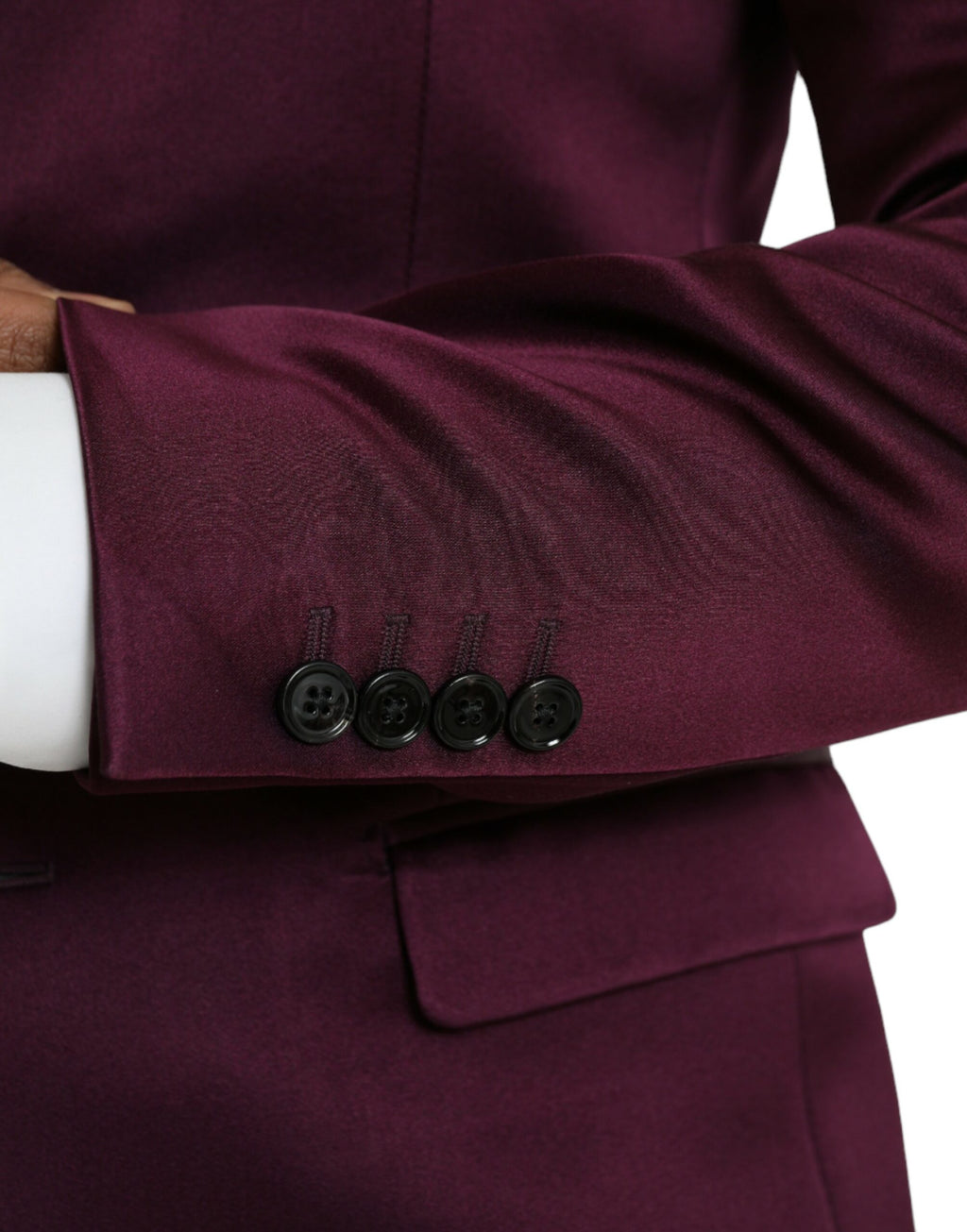 Veste blazer en soie marron rouge de Dolce & Gabbana, coupe simple et élégante, boutonnière simple, vue frontale.