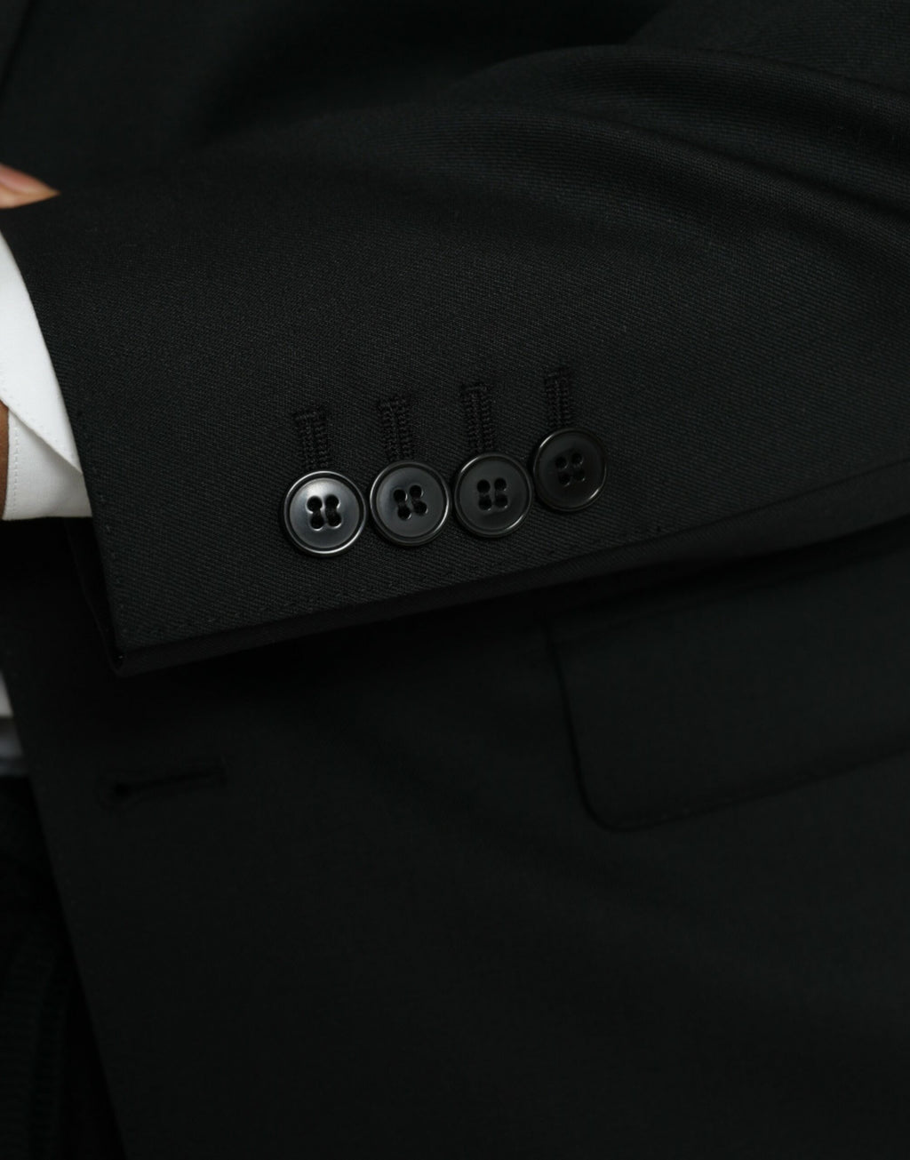 Blazer noir en laine Dolce & Gabbana Martini à simple boutonnage, élégance masculine et finition raffinée.