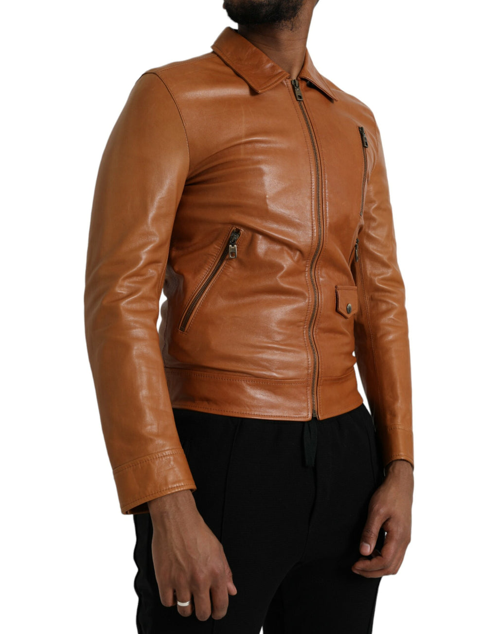 Blouson Dolce & Gabbana en cuir d'agneau marron avec fermeture éclair complète, mode élégante et sophistiquée.