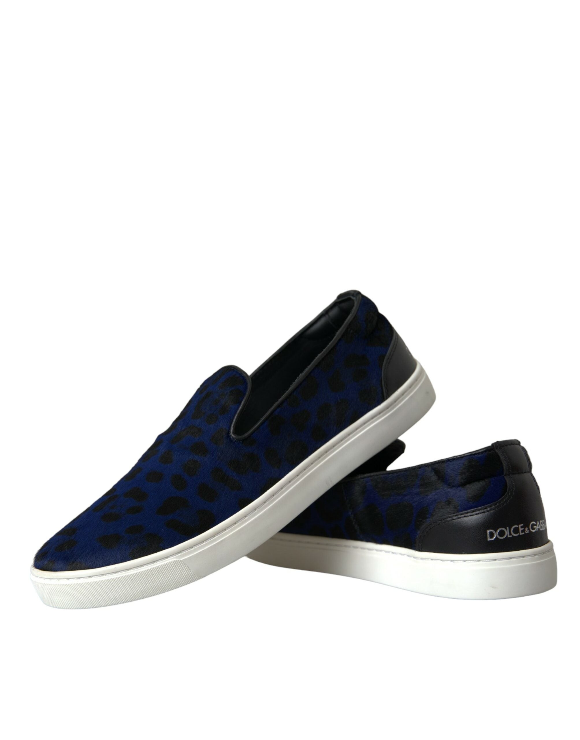 Chaussures Dolce & Gabbana sneakers en cuir de veau bleu avec motifs léopard en poils, style tendance et élégant.