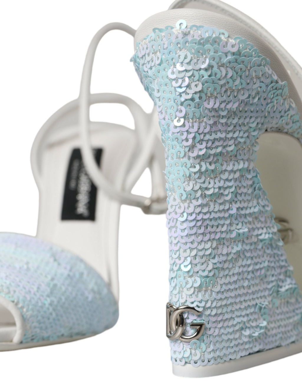 Sandales à talons de la marque Dolce & Gabbana Light Blue avec brides à sequins et semelle à la cheville.