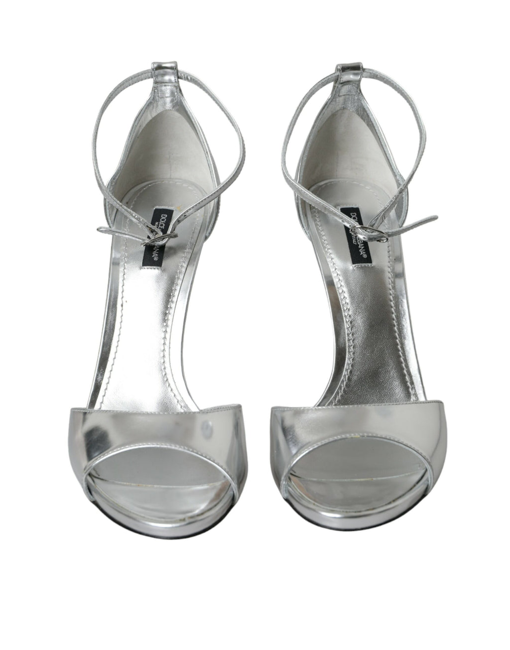Sandales à talons en cuir argenté Dolce & Gabbana KEIRA, chaussures élégantes pour femme, vue en gros plan.