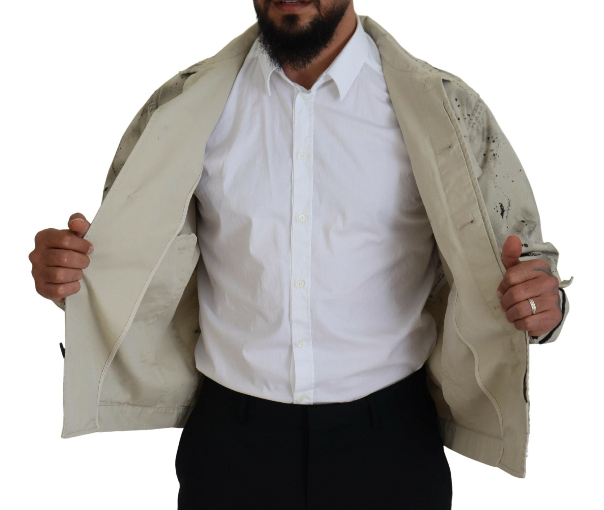 Veste en jean décontractée Dsquared² avec imprimé éclaboussure blanc et noir, style casual, visible détails du tissu denim noir et blanc.