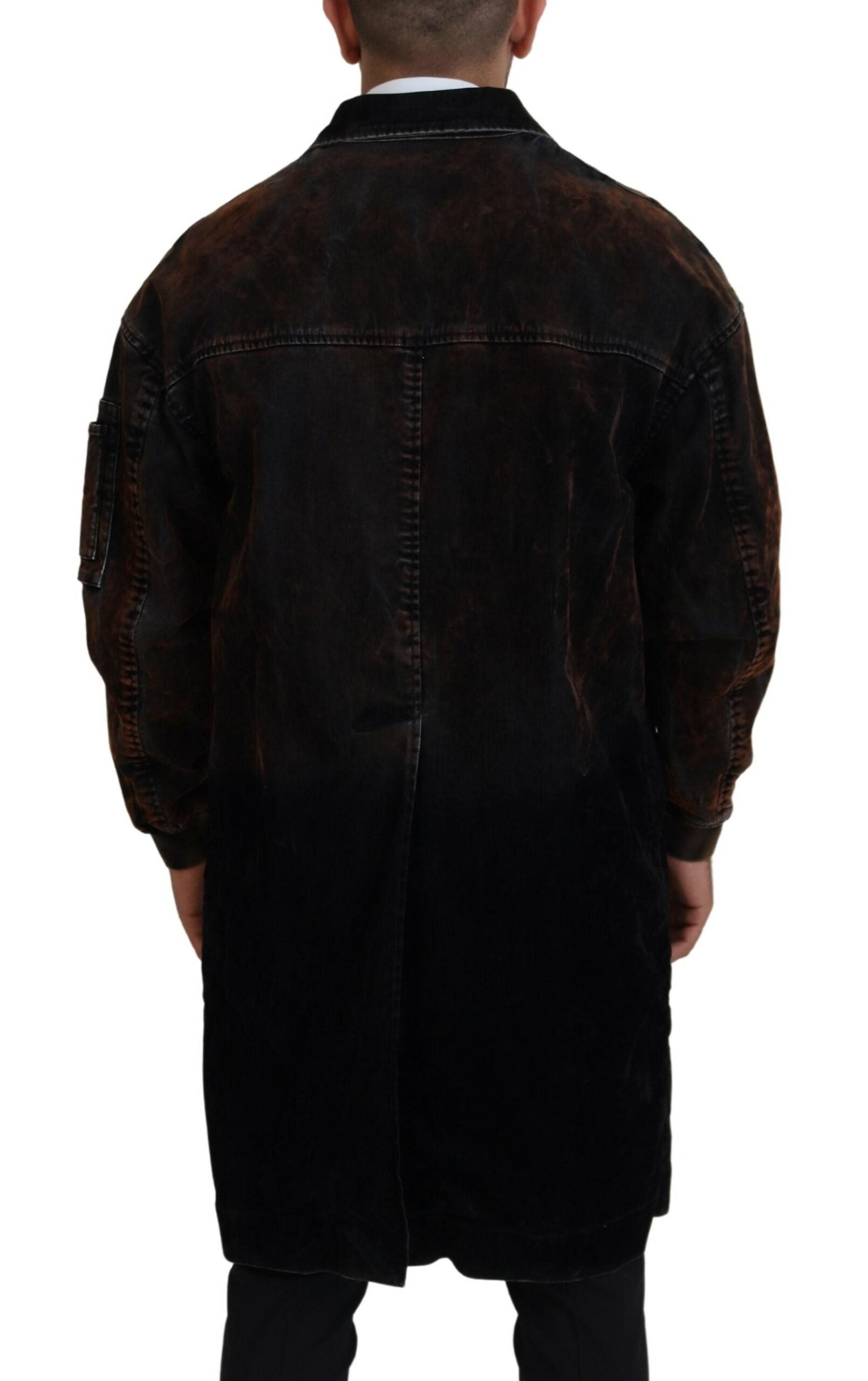 Manteau long marron pour homme en coton avec boutons, signé Dsquared², style élégant et classique.