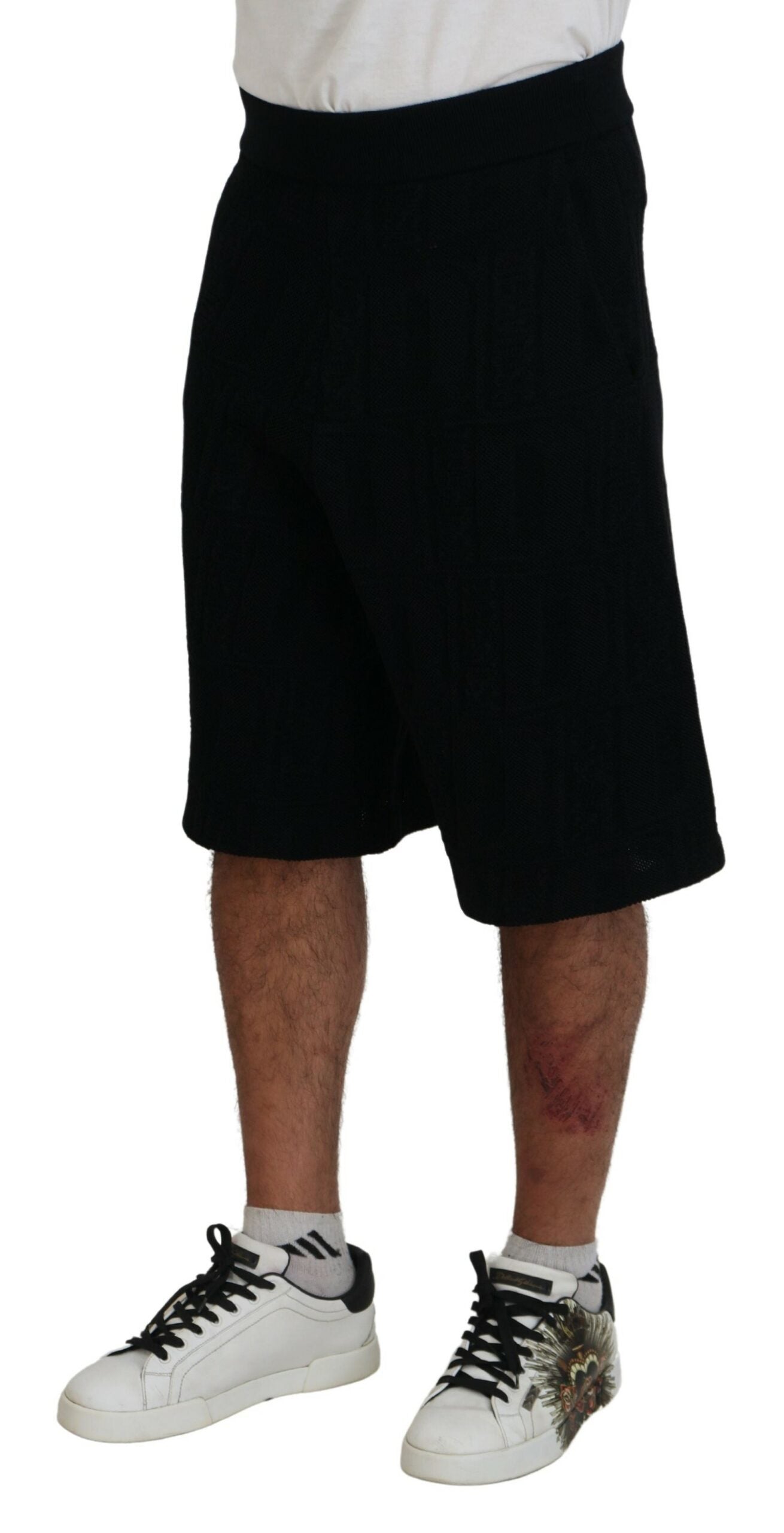 Shorts bermuda pour hommes Dsquared² noirs, pull-on, style décontracté, en tissu solide, parfait pour un look casual.