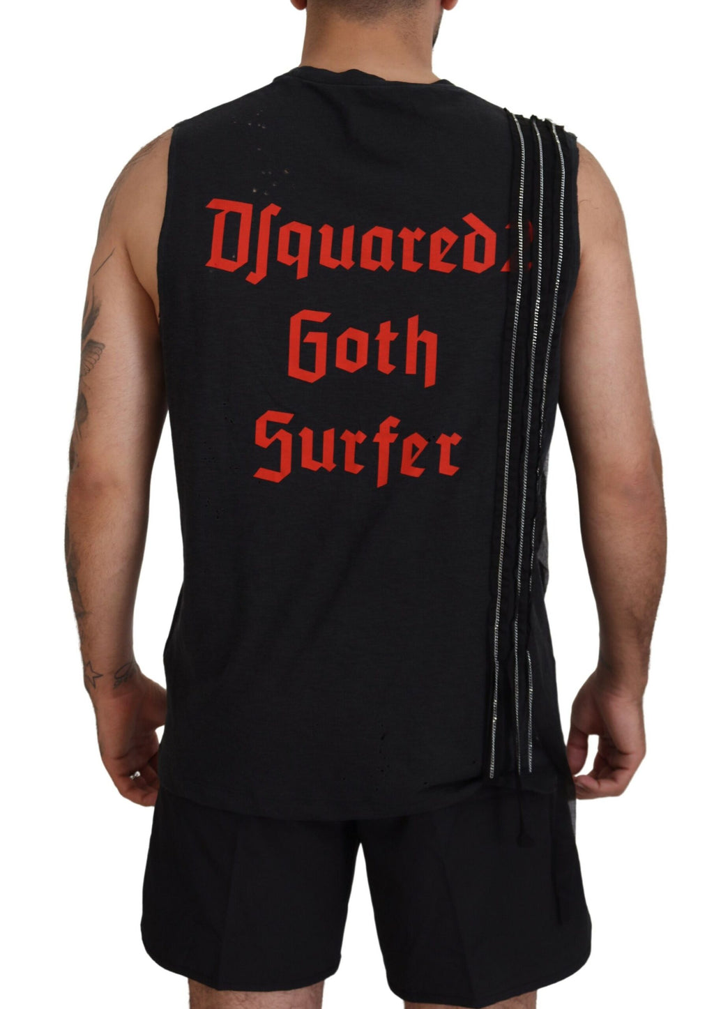 T-shirt sans manches pour homme Dsquared² noir avec chaîne ornementale, style décontracté et mode urbaine.