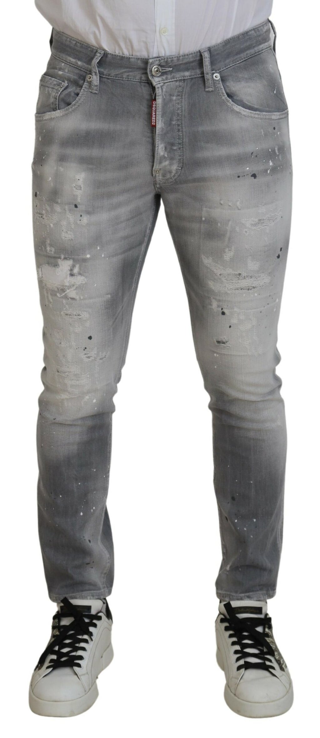 Jeans homme en coton gris délavé de coupe slim fit de la marque Dsquared², style décontracté et moderne.
