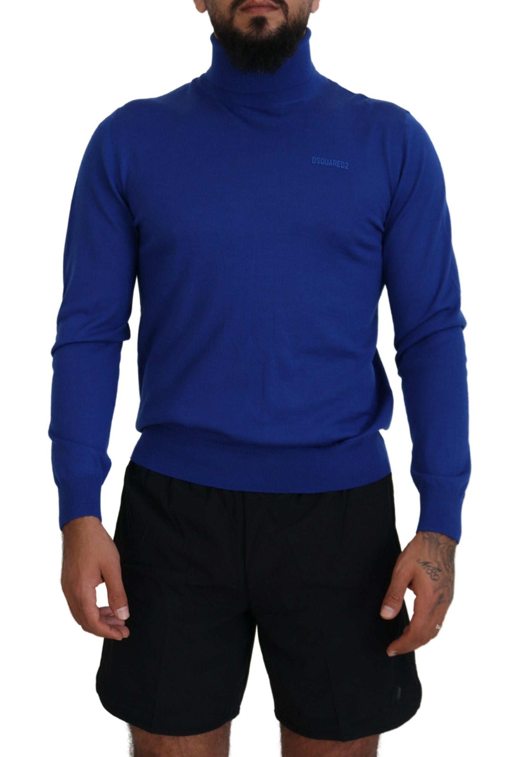 Pull en cachemire à col roulé bleu avec logo imprimé Dsquared², manches longues, style décontracté et moderne.
