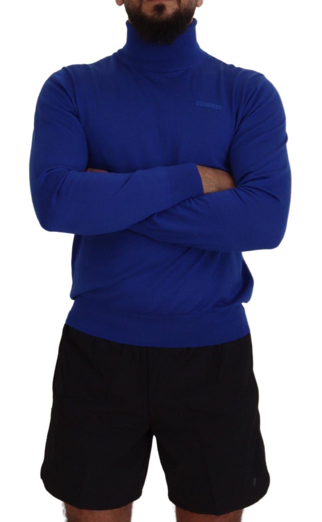 Pull à manches longues bleu avec logo imprimé Dsquared², col roulé, style décontracté et moderne.