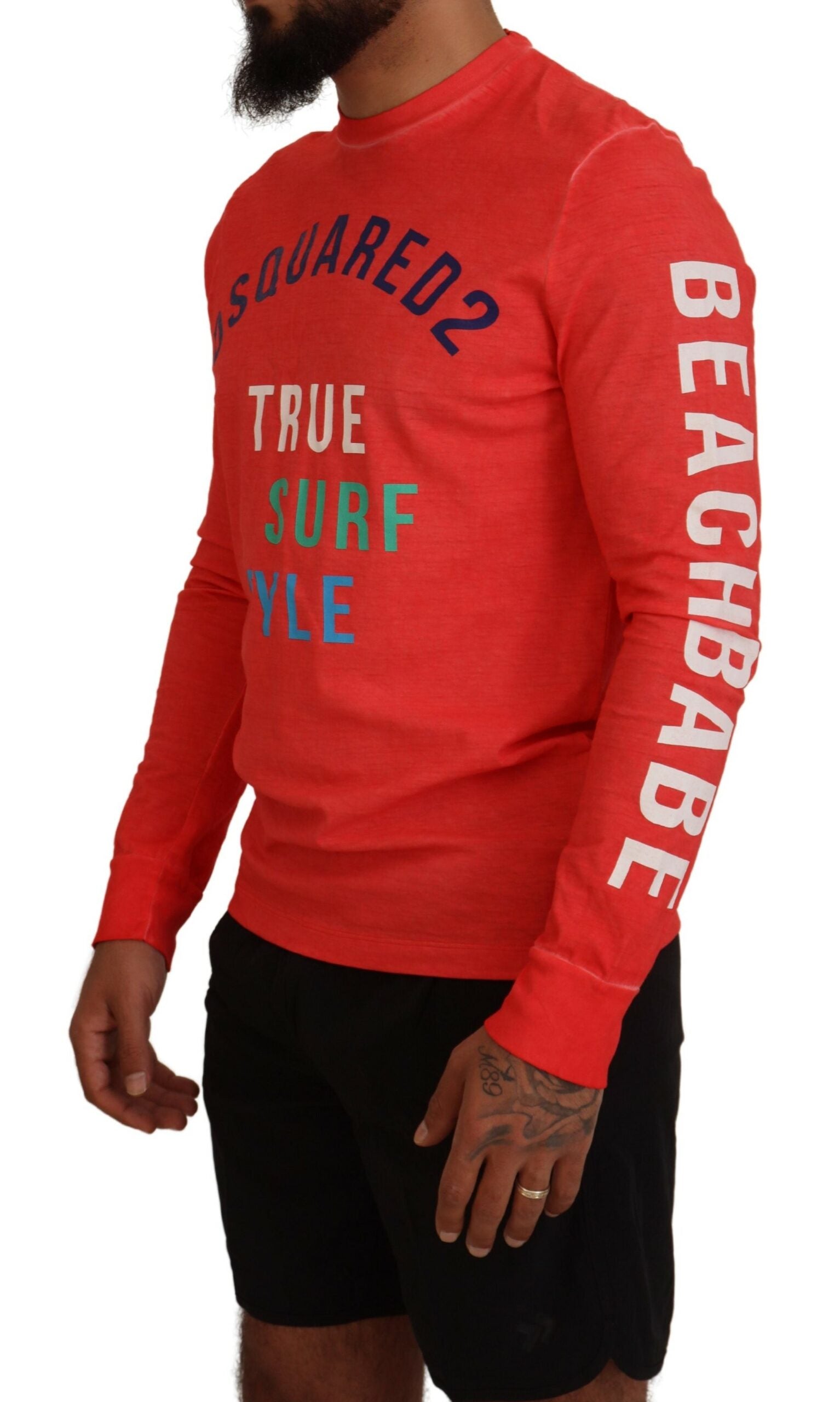 T-shirt à manches longues Dsquared² avec imprimé coloré orange, style décontracté et design vibrant.