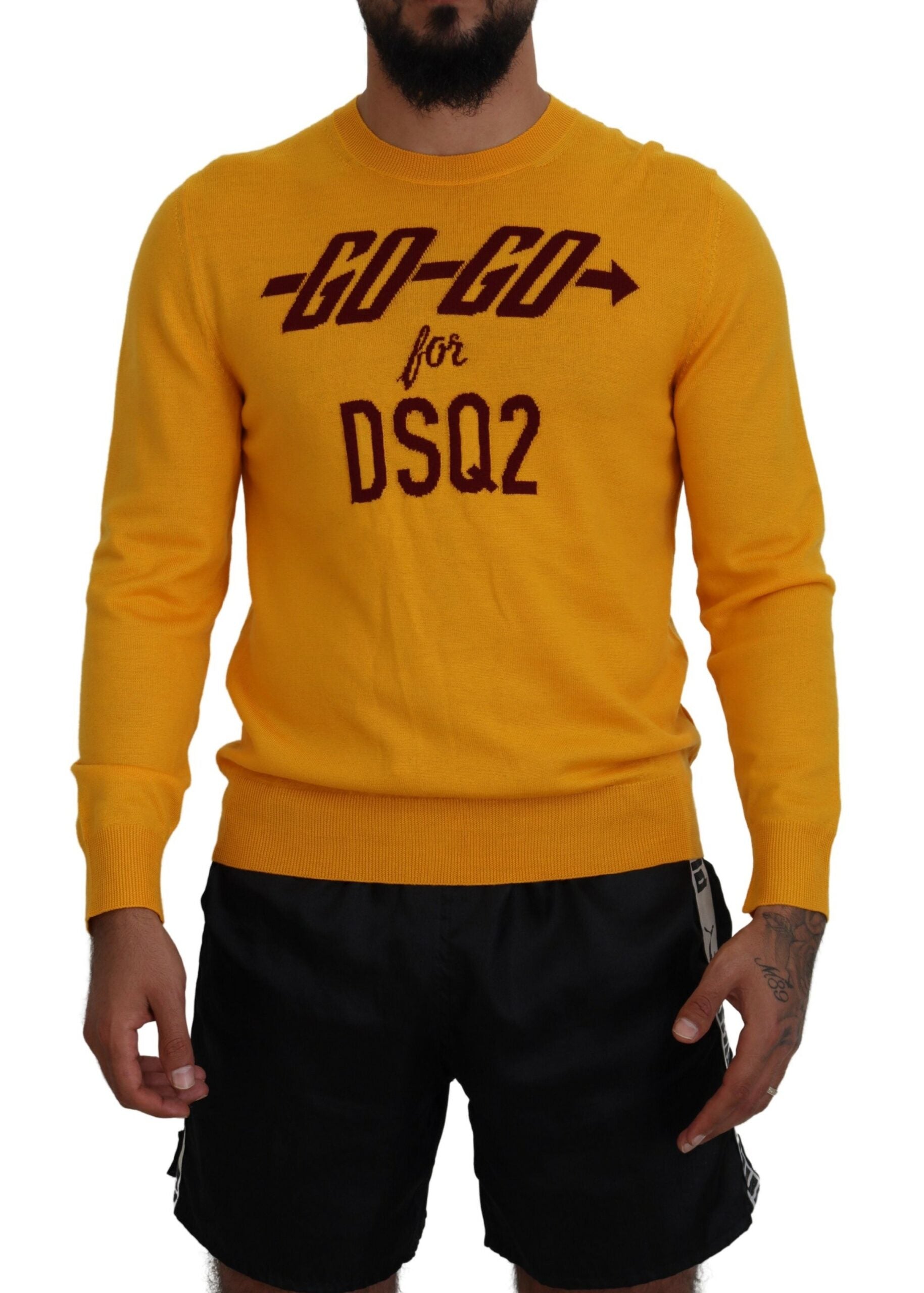 Pull homme à manches longues en laine orange Dsquared², style décontracté et chaud, visible en détail sur le pull.