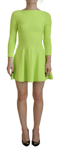 Robe courte à manches longues en viscose verte de style A-line signée Dsquared², près du corps et élégante.
