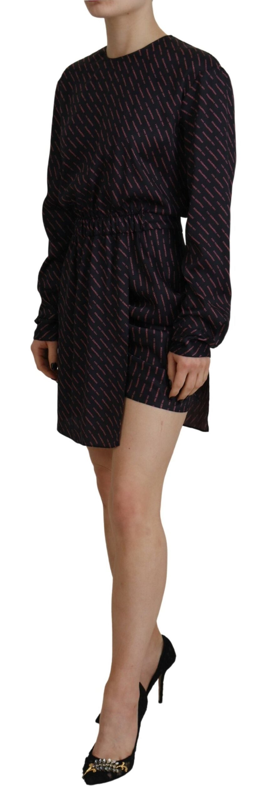Robe courte à manches longues noire Dsquared² avec logo imprimé, style A-line, tissu léger et élégant.