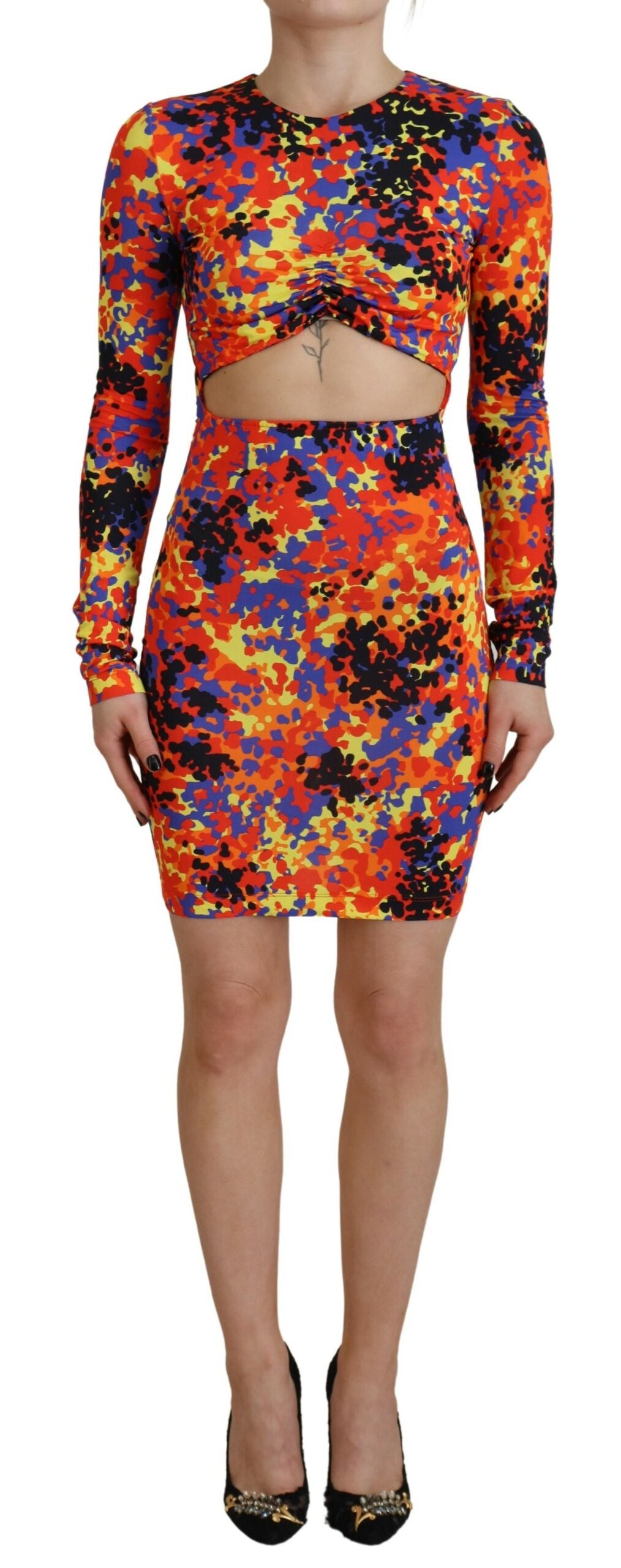 Robe longue à manches longues de style batik multicolore de Dsquared², avec ventre ouvert et motif coloré.