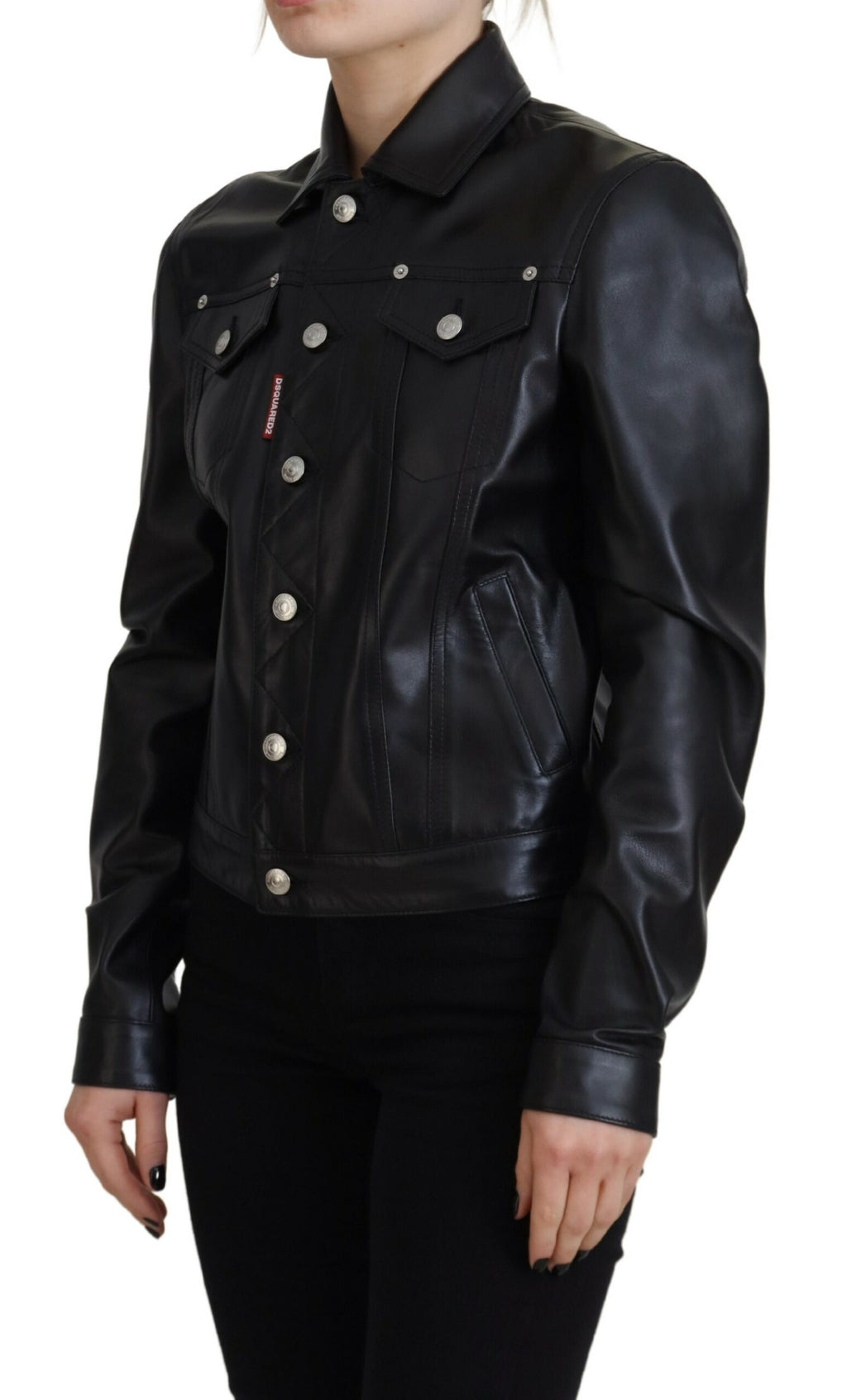 Veste en cuir noire à col avec manches longues de Dsquared², élégante et moderne, visible dans l'image.