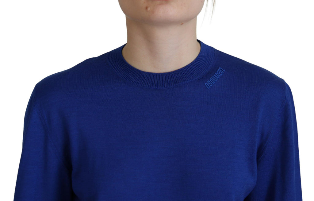 Pull à manches longues bleu Dsquared², col rond, style décontracté, en coton doux, visible sur l'image.