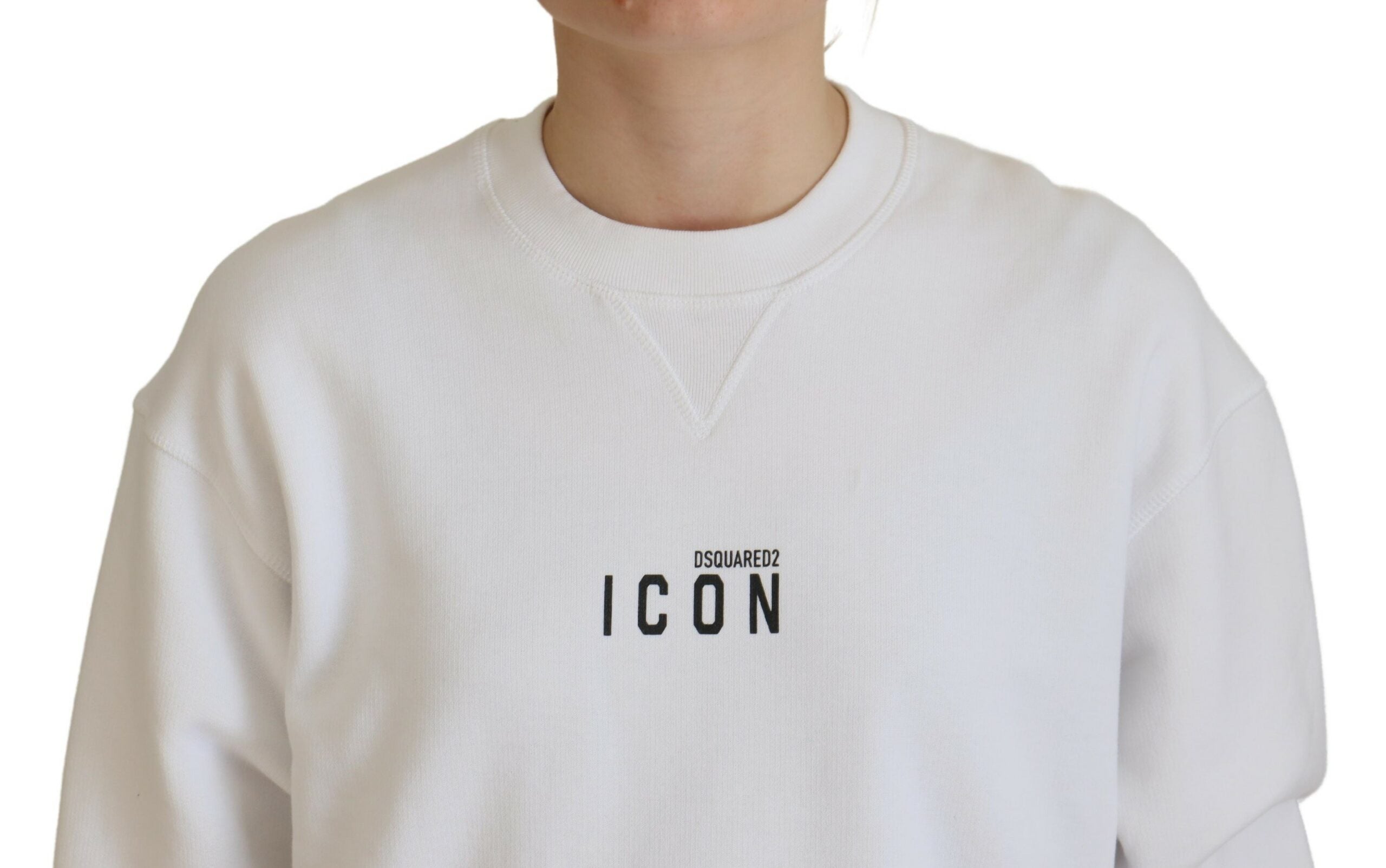 Pull blanc en coton à manches longues avec imprimé de la marque Dsquared², col rond, visible sur l'image.