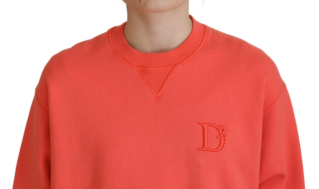Pull pour femmes Dsquared² avec logo rose brodé, manches longues, en tissu doux et confortable, vue de face.