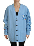 Cardigan en coton bleu de la marque Dsquared² avec boutons, tricoté et décontracté, porté par un mannequin.