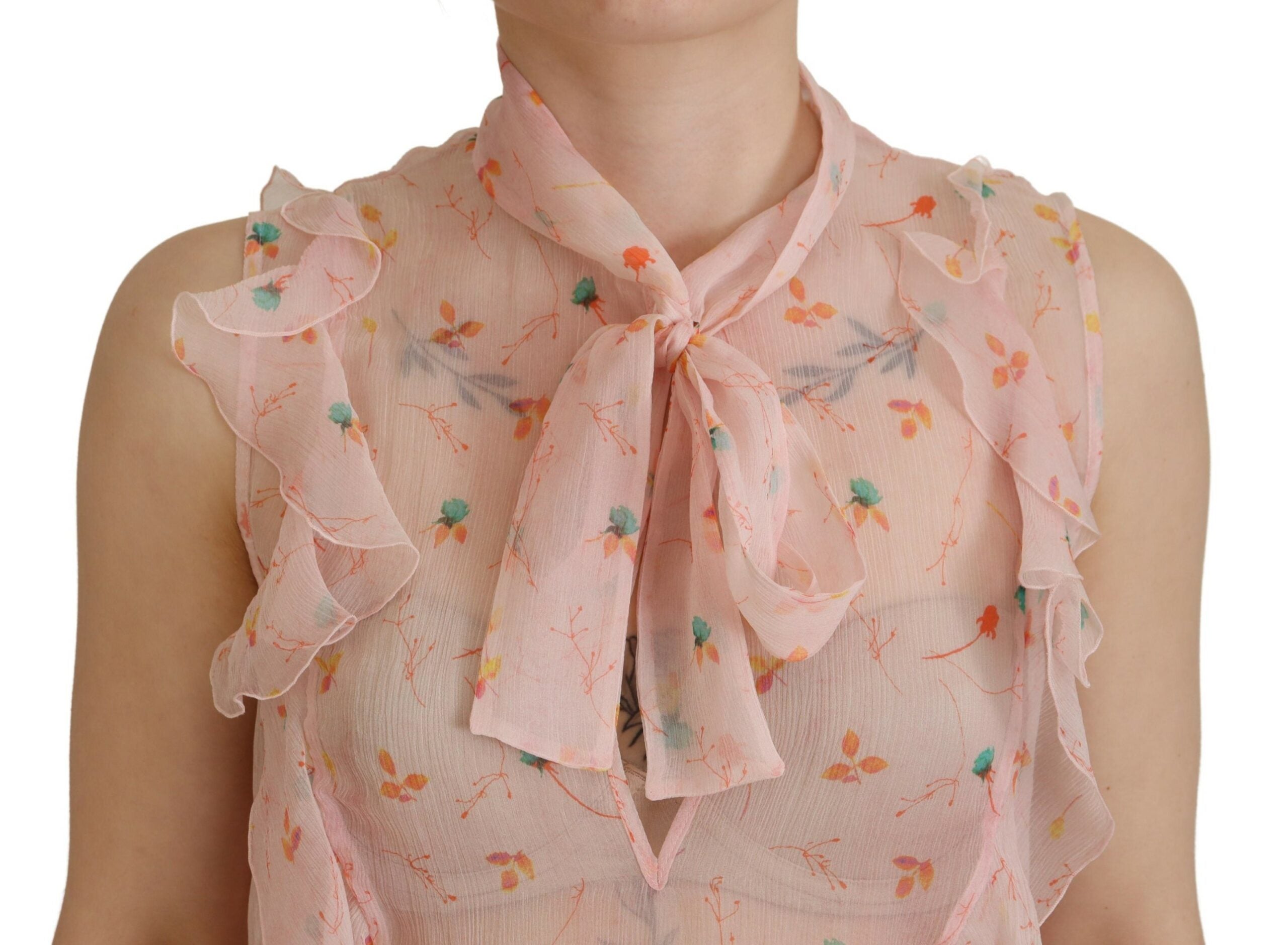 Haut sans manches en soie rose à imprimé floral avec col ascot de Dsquared², élégant et léger.