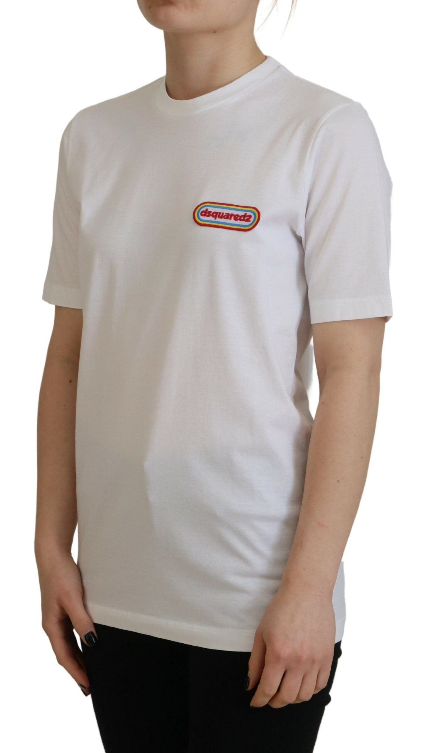 T-shirt blanc à logo patch Dsquared², col rond, manches courtes, style décontracté, vue de face.