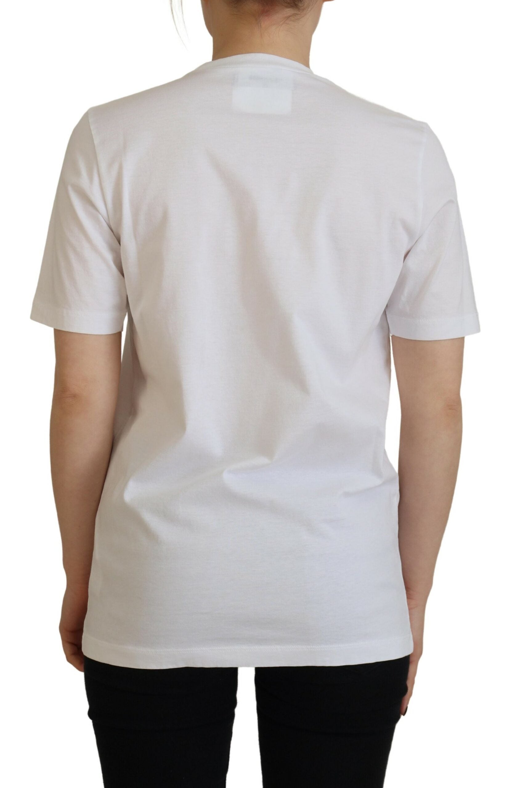 T-shirt blanc à logo patch Dsquared² à manches courtes, style décontracté et moderne, vue de face.