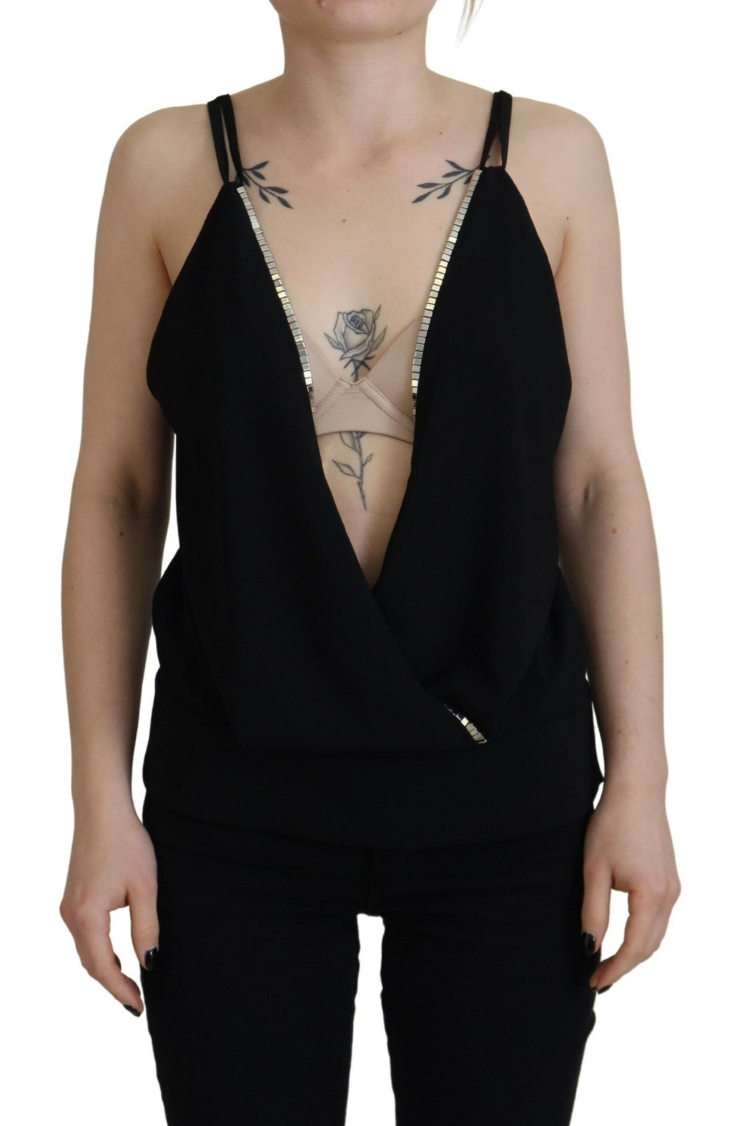Débardeur sans manches noir Dsquared² avec décolleté en V profond et embellissements, style élégant et moderne.
