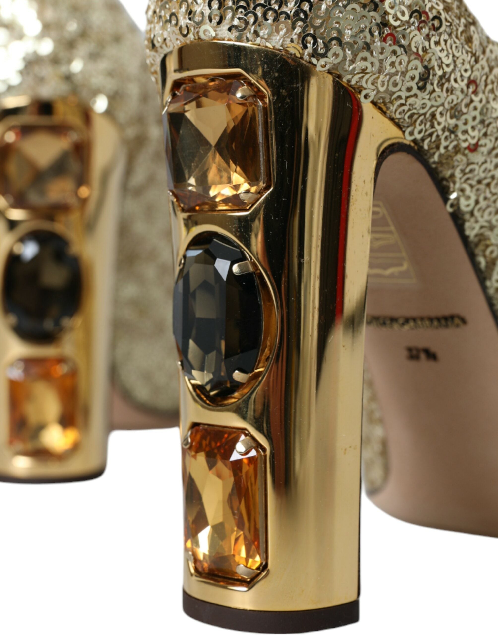 Chaussures à talons dorés Dolce & Gabbana avec sequins et cristaux, chaussures élégantes pour femme.
