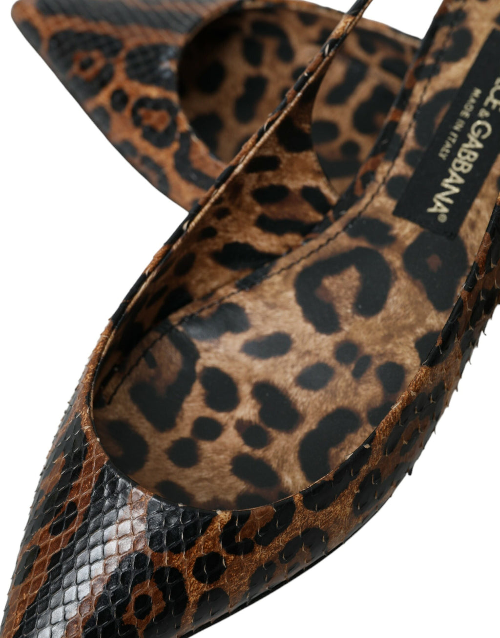 Chaussures Dolce & Gabbana à talons en peau exotique léopard marron et slingback élégantes.
